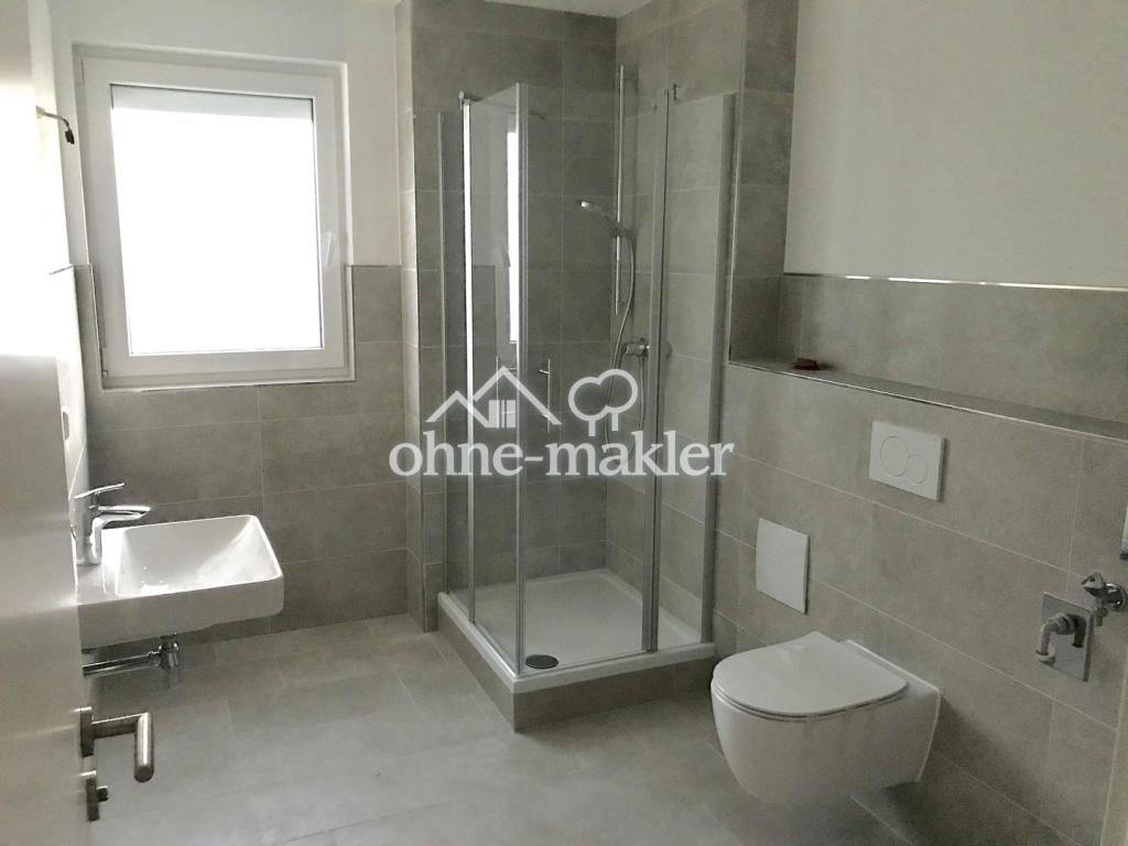 Leimen, ab sofort, 2 ZKB, 58 qm, Bodenheizung, privat, schöner Ausblick, Einbauküche - Photo 1