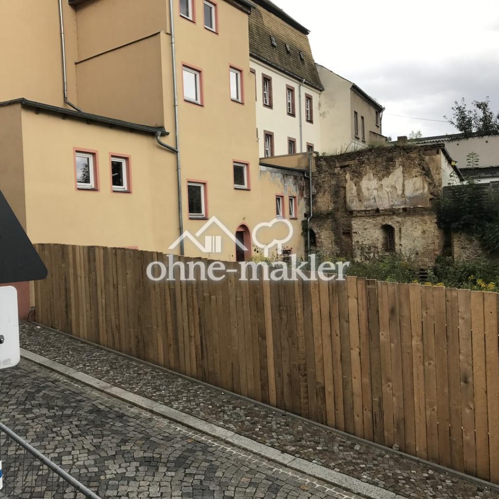 Hintereingang Grundstück