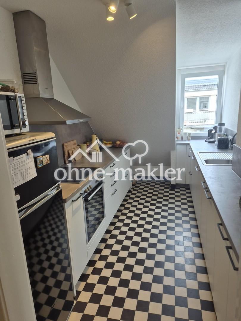 Helle 3-Zimmer Dachgeschosswohnung + Möbliert + Küche / EXPATS WELCOME - Foto 5