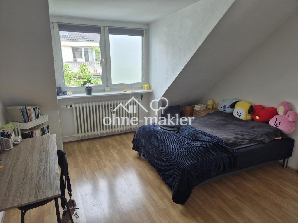 Helle 3-Zimmer Dachgeschosswohnung + Möbliert + Küche / EXPATS WELCOME - Photo 4