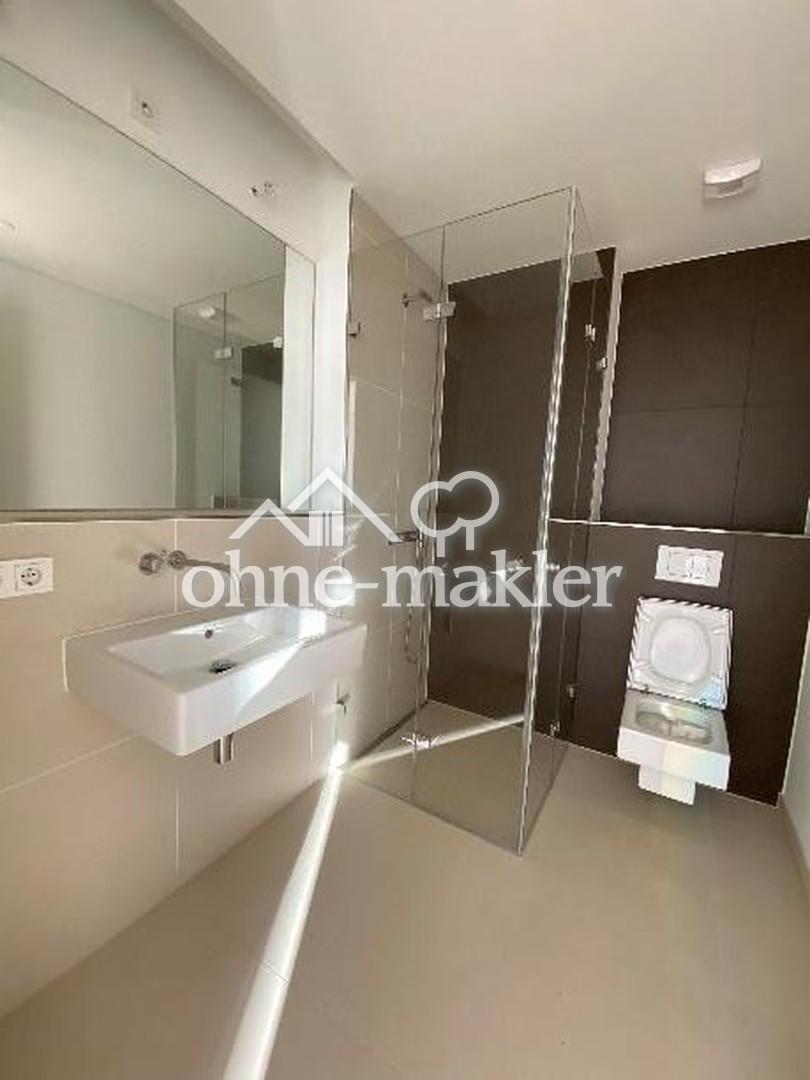 Luxuriöse 3-Zimmer Penthouse im Herzen des Europaviertels in Frankfurt - Photo 4