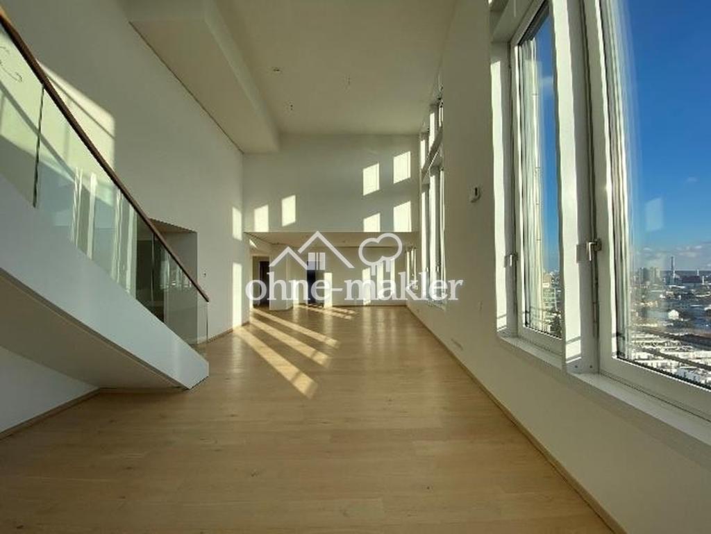 Luxuriöse 3-Zimmer Penthouse im Herzen des Europaviertels in Frankfurt - Photo 1
