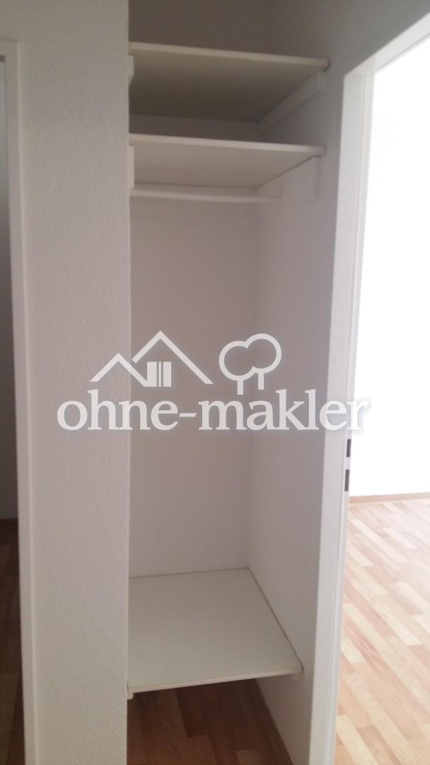 Einbaugarderobe, Beispiel