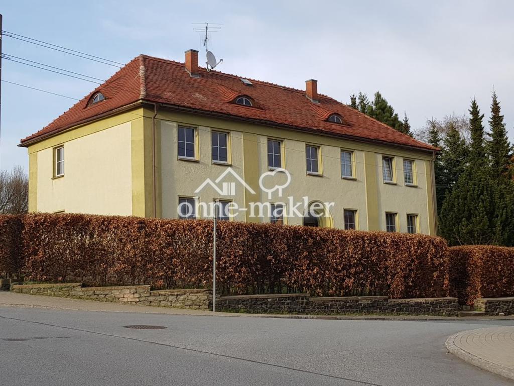 EG ohne Prov.: 3-Raum-Whg., große Küche, Bad mit Fenster, Wanne und Dusche / auch ALG I/II möglich - Photo 4