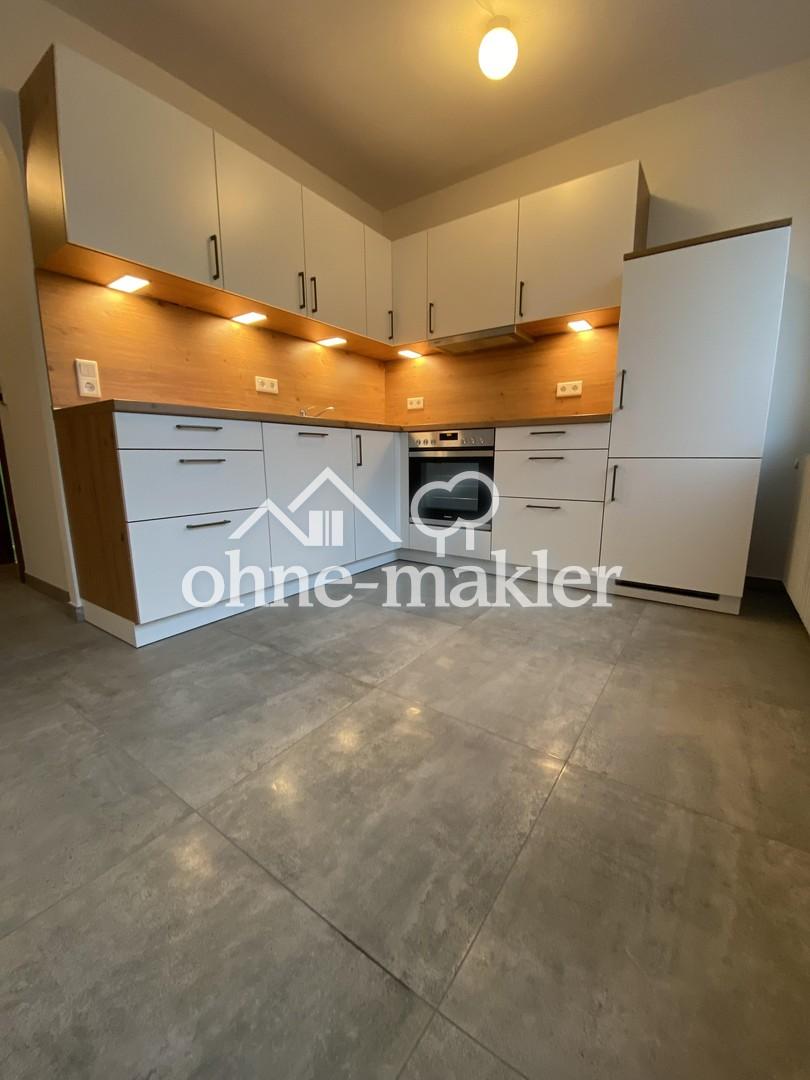 in Zentraler Lage sehr schöne 2,5 Zimmerwohnung mit Loggia zu vermieten - Photo 1