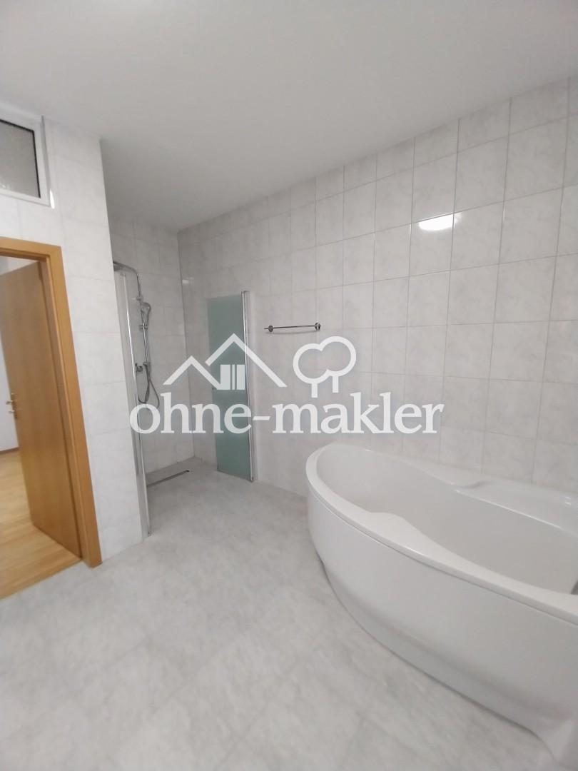 Stuttgart West renovierte, ruhige 4-Zimmer-Wohnung mit Einbauküche - Photo 4