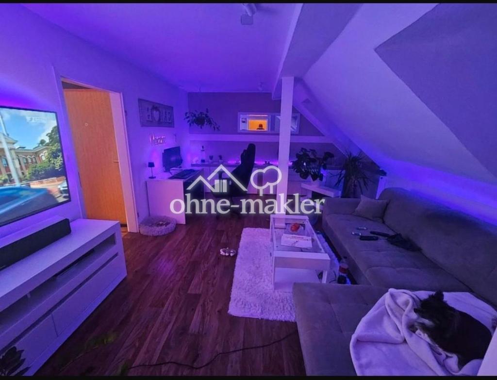 Attraktive und gepflegte 2 ZKB-Dachgeschosswohnung zur Miete in Worms, zentrumsnahe - Foto 1