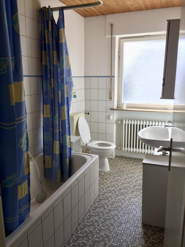 Badezimmer OG-Wohnung