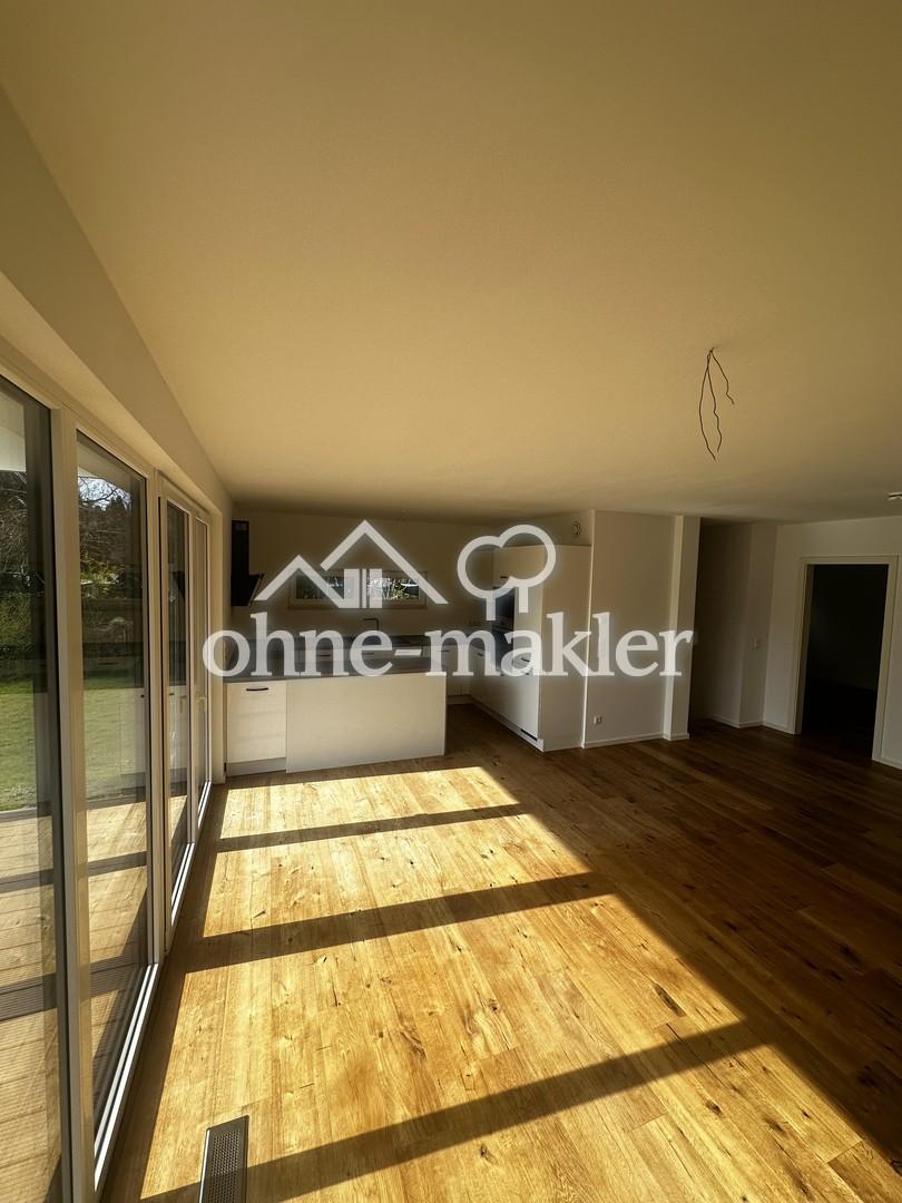 Modern, großzügig, familienfreundlich - 4 Zimmer plus 200 m2 Garten und Kfz-Stellplatz - Foto 1