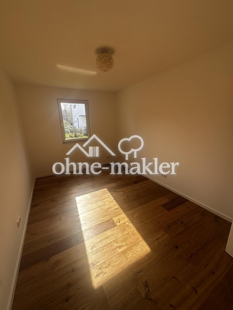 Modern, großzügig, familienfreundlich - 4 Zimmer plus 200 m2 Garten und Kfz-Stellplatz - Foto 3