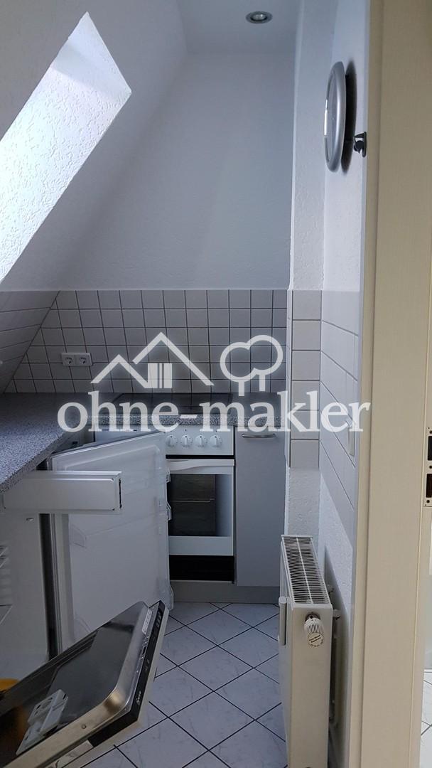 1 ZKB + Balkon in Zwickau-Auerbach, Dachgeschoss-Wohnung mit EBK - Foto 1