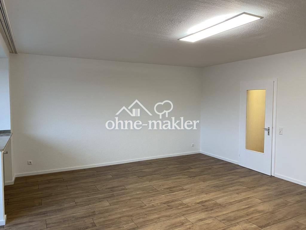 Top Lage im 2.OG mit Aufzug, 3ZKB, Top Küche, renov., 3 Balkonen, Garage, neue ZH in 2024 - Foto 2