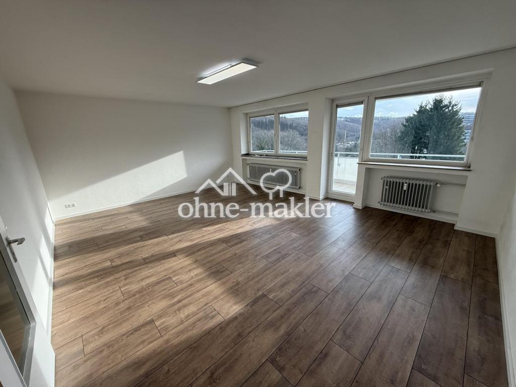 Sonnige 3ZKB beim Jung-Stilling KH, mit Aufzug, mit EBK, neues Bad gepl., elektr. Garage, renov. - Photo 3