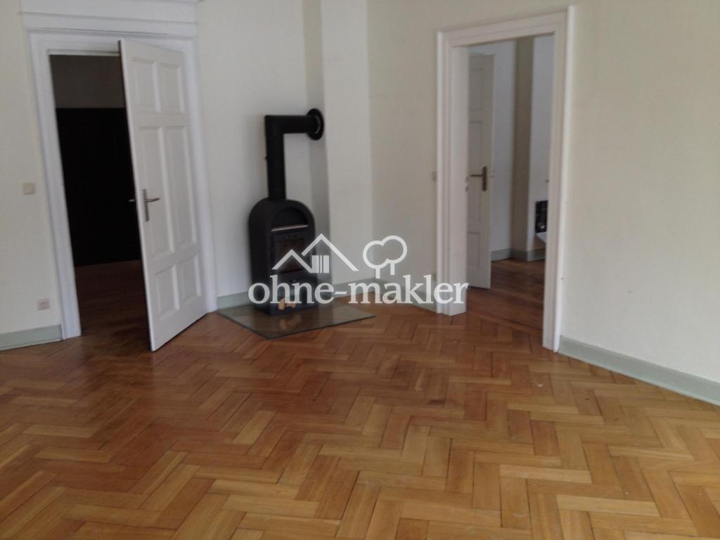 Wunderschöne großräumige 4 Raum Wohnung + Kamin & direkter Zugang zum Garten direkt am Schloßpark - Foto 2
