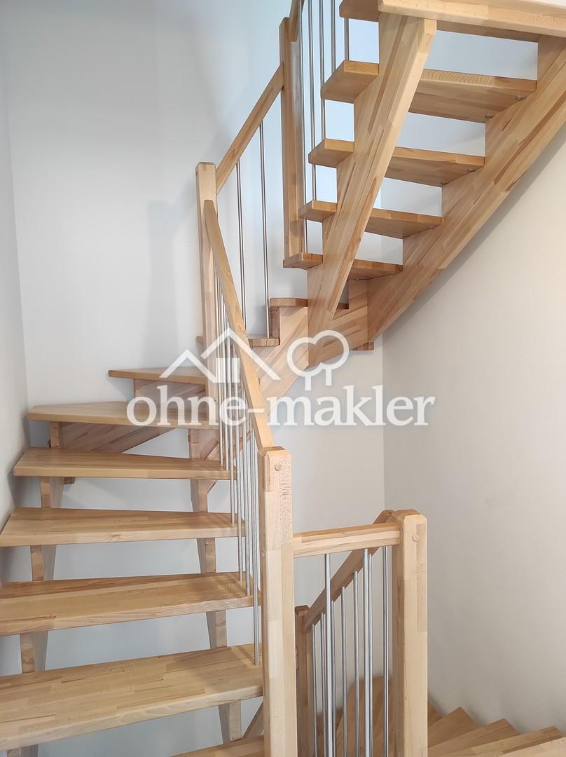 Neuwertige DHH nähe Saturarena - Foto 2