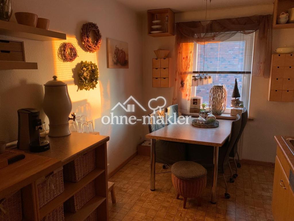 Schicke Wohnung im 2. OG in der Innenstadt zu vermieten - Foto 3