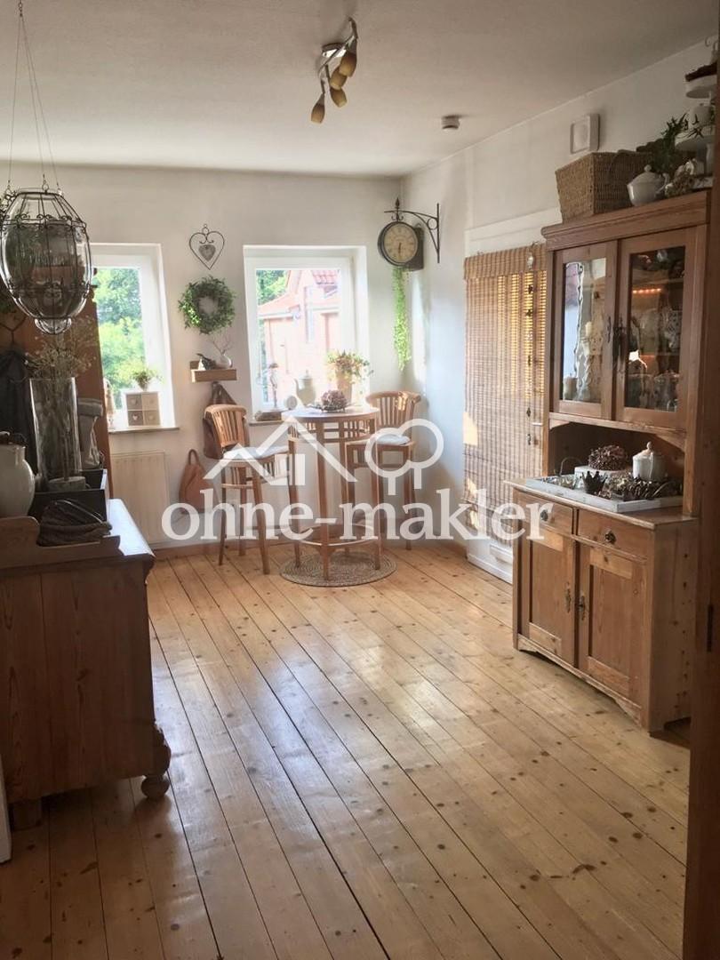 Schicke Wohnung im 2. OG in der Innenstadt zu vermieten - Foto 4