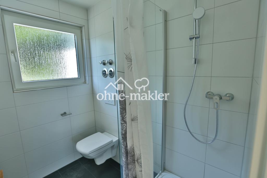 Exklusive, sanierte 2-Zimmer-Wohnung inkl. Internet, Balkon & Einbauküche in Pforzheim - Photo 2