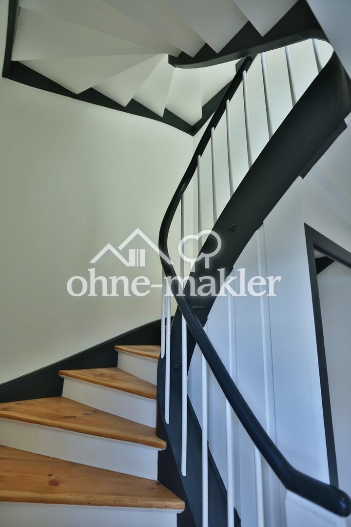 Exklusive, sanierte 2-Zimmer-Wohnung inkl. Internet, Balkon & Einbauküche in Pforzheim - Photo 4