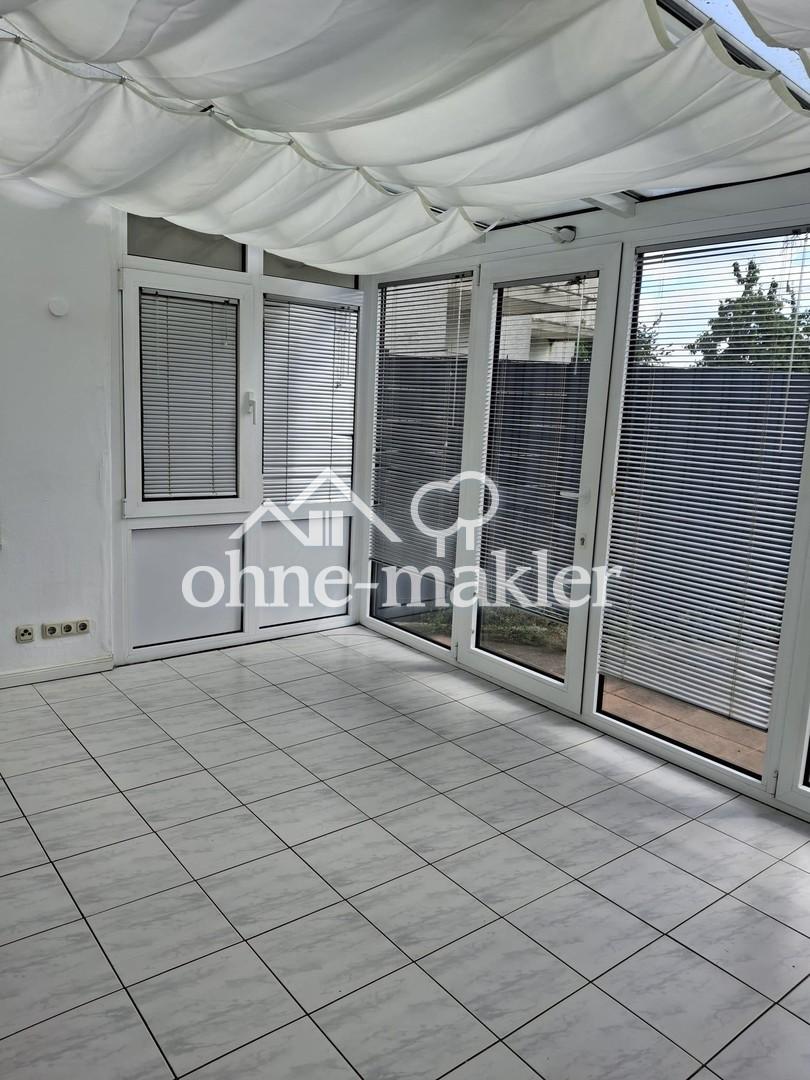 2,5 Zimmer Gartenwohnung mit Wintergarten, Einbauküche, Wallbox - Foto 2