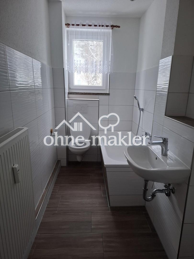 2-Raum-Whg., Bad mit Fenster, Badewanne incl. Dusche, neu renoviert / auch für ALG/BüGe mögl. - Foto 1