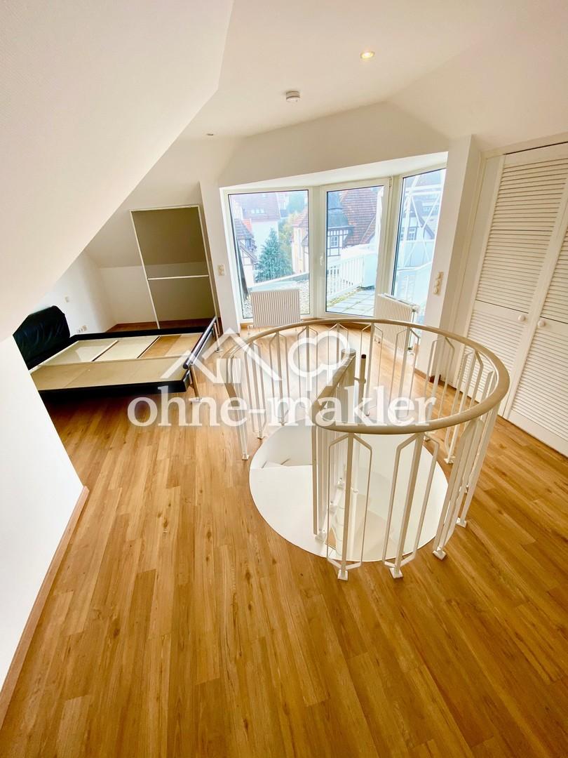 Maisonette-Penthouse mit EBK, 2 Balkonen und Dachterrasse mit Sparrenburgblick - Photo 4