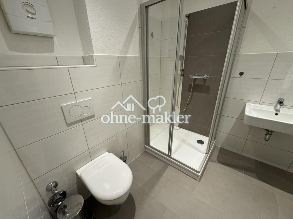 Neu renovierte 2,5 -Zimmer-Wohnung mit Balkon und Weitsicht ins Sauerland - Foto 3
