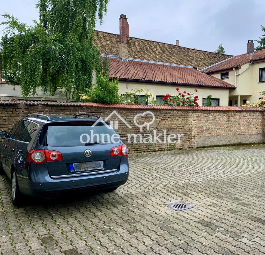 abgeschlossener KfZ-Stellplatz
