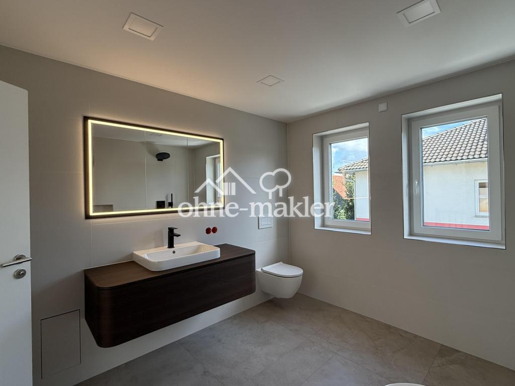 Moderne Doppelhaushälfte mit Einfamilienhaus-Charakter - 1.500 € Kaltmiete - Foto 3