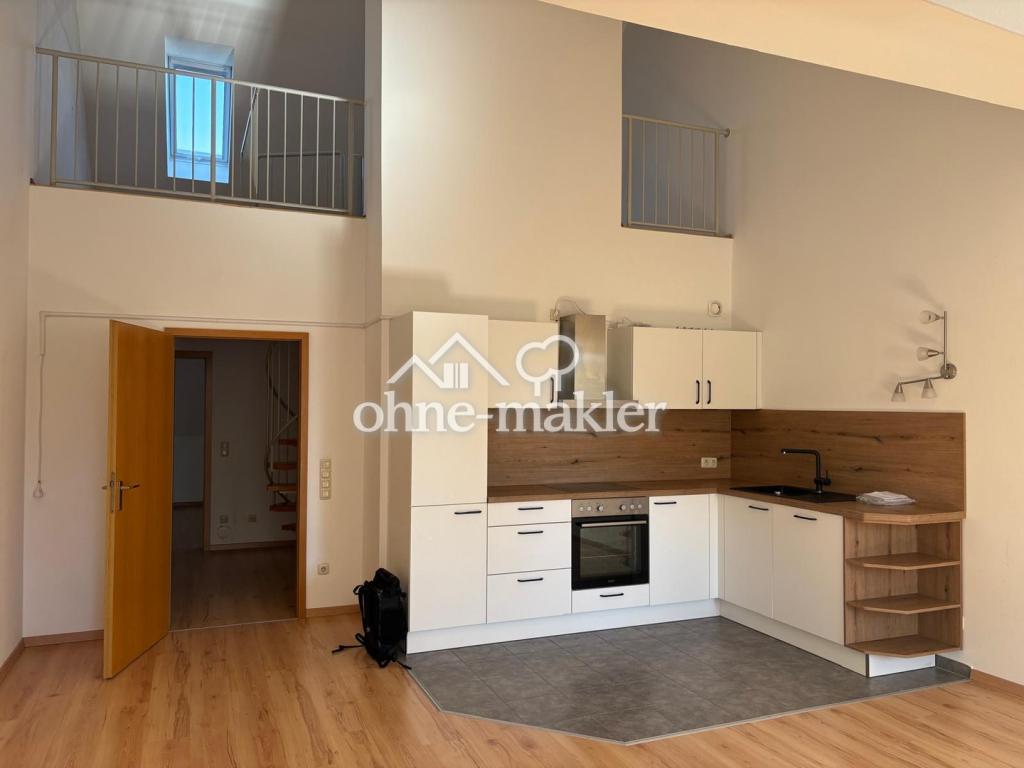 Gepflegte 3,5-Zimmer-Maisonette-Wohnung mit Garage in attraktiver Lage zwischen Innenstadt und Audi - Foto 2