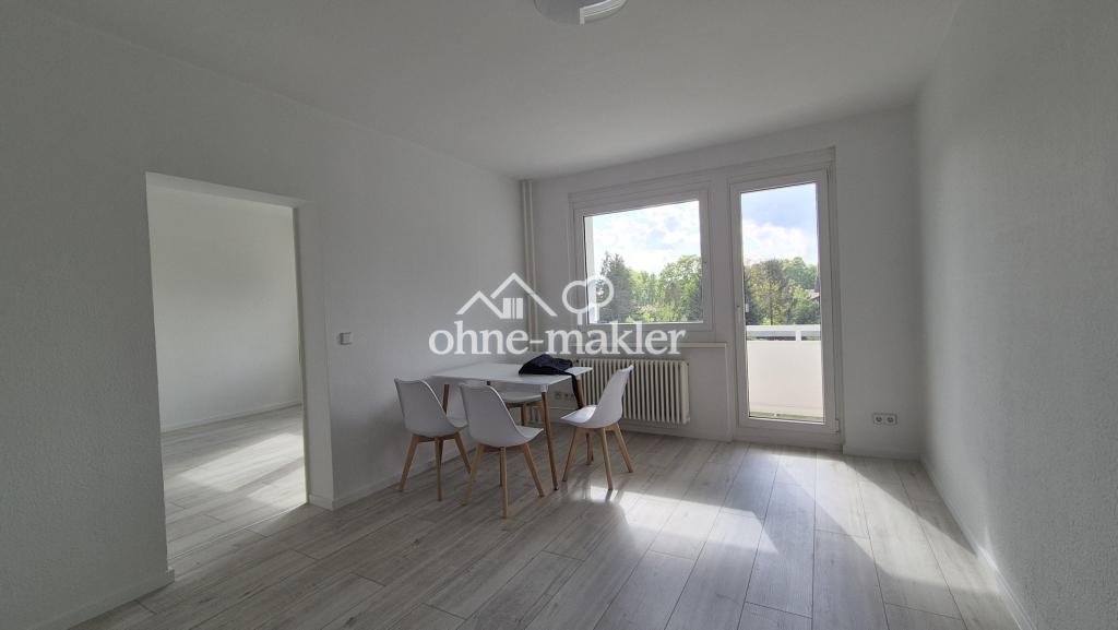 grün, ruhig, hell, 2-Zimmer, Westbalkon, Einbauküche, Wannenbad - Foto 1