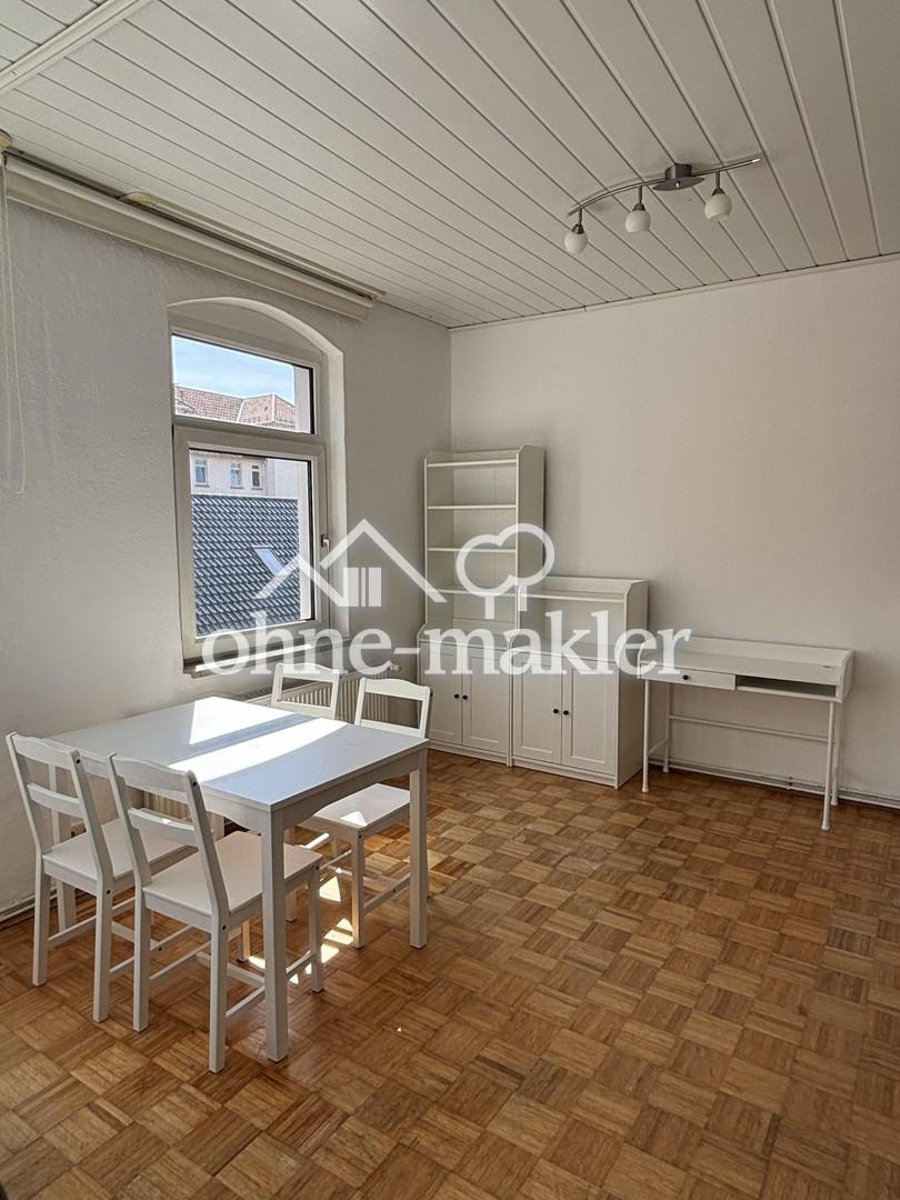 Neue EBK, neues Bad, neue Heizung, helle 1 Zimmer Wohnung - Photo 2