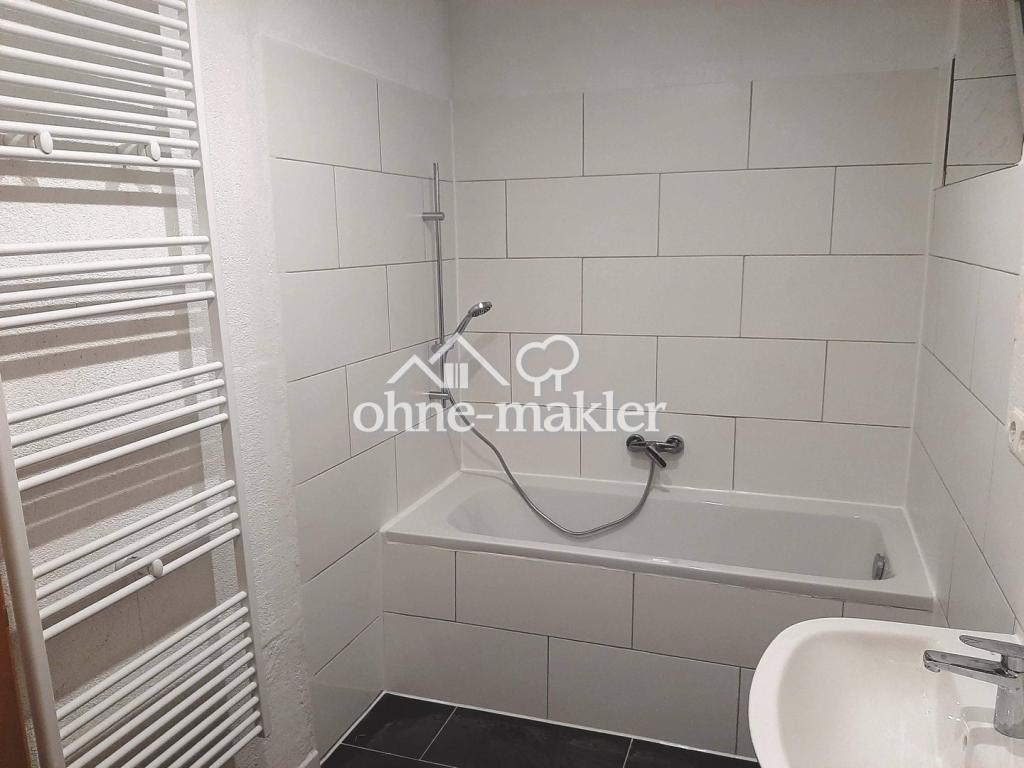 2-Zimmer-Wohnung in Wiesloch EG Tageslichtbad mit Wanne, renoviert - Photo 1