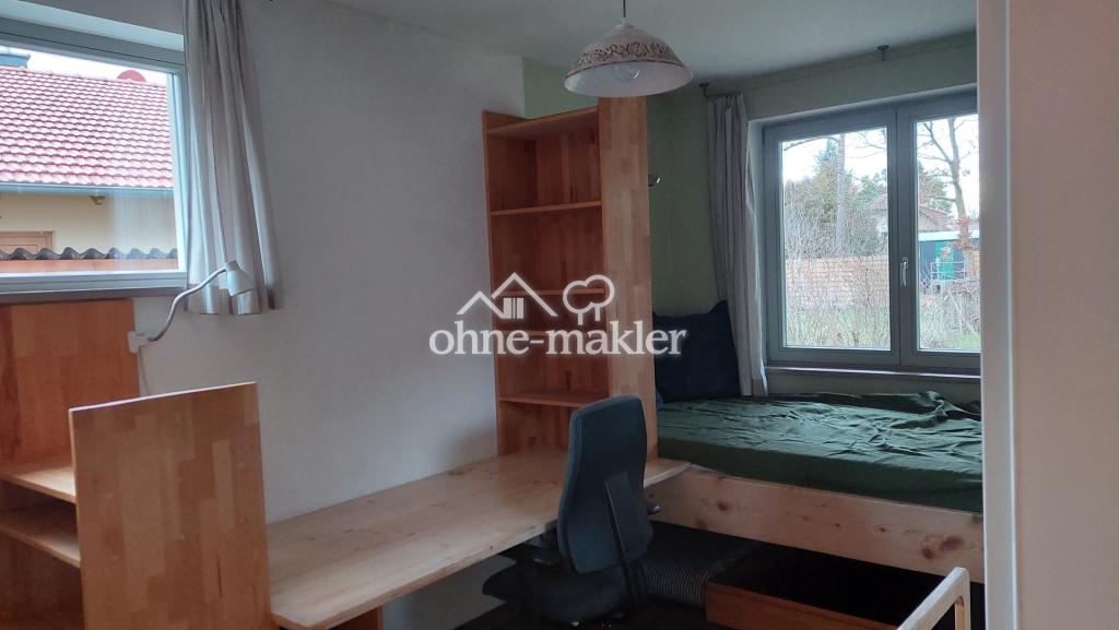 Arbeits-/ Kinderzimmer