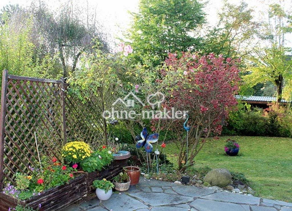 Garten vor Wohnbereich Süd EG