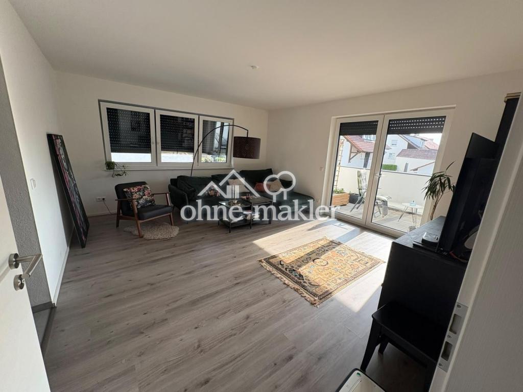 Neuwertige Moderne 2,5-Zimmer-Wohnung mit Balkon und Einbauküche - Photo 1