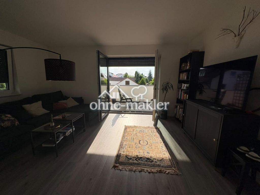 Neuwertige Moderne 2,5-Zimmer-Wohnung mit Balkon und Einbauküche - Photo 2
