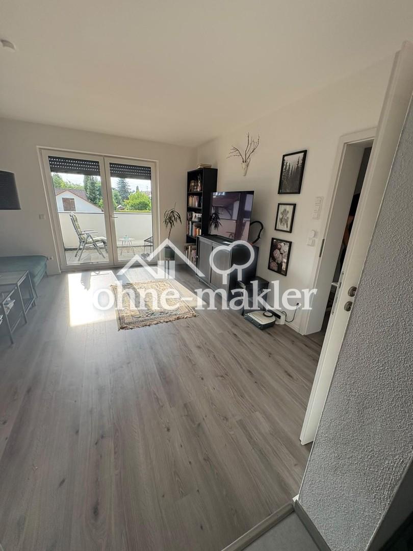 Neuwertige Moderne 2,5-Zimmer-Wohnung mit Balkon und Einbauküche - Photo 3