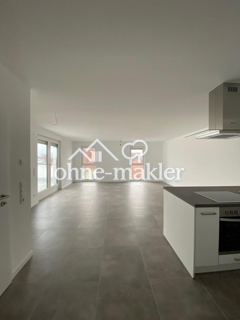 Großzügiges Penthouse mit XXL Dachterrasse & Einbauküche - Foto 1