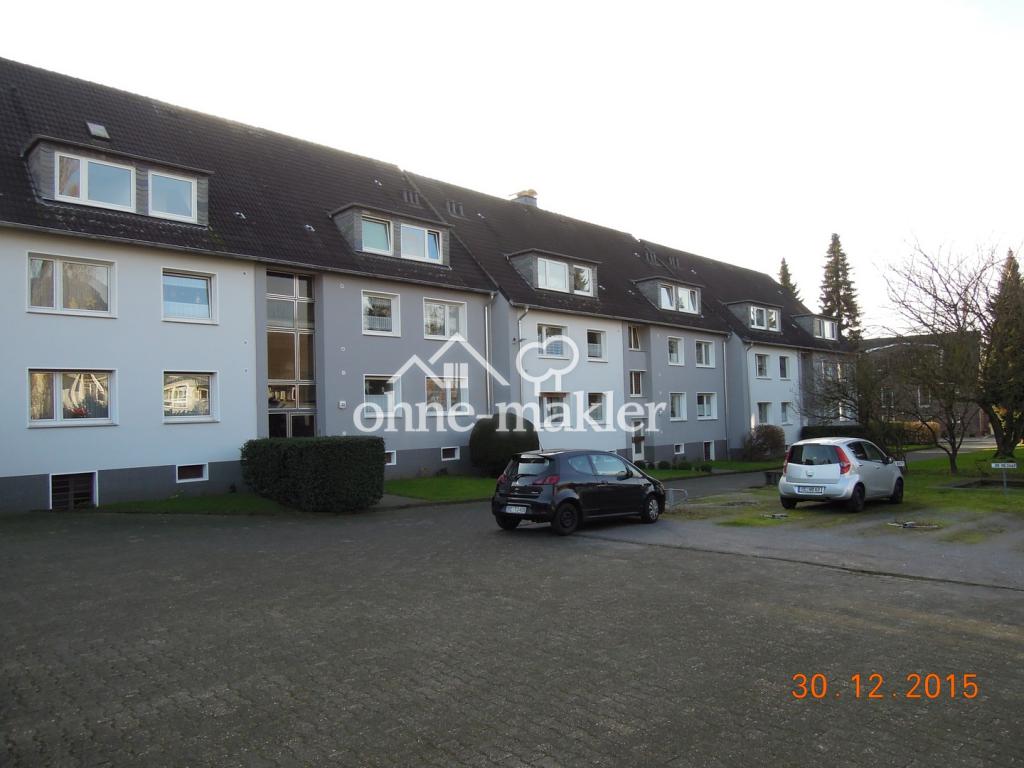 Zentral gelegene, ruhige DG-Wohnung im 6 Familienhaus mit Blick ins Grün - Photo 4