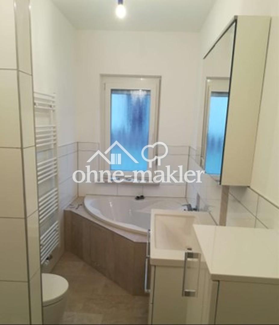 Exklusive 2,5-Zimmer-EG-Wohnung mit Inselküche - Foto 2