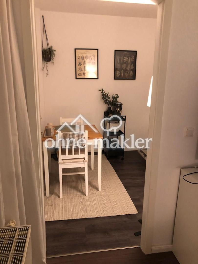 seltene Gelegenheit - 1-Raumwohnung mit EBK, Balkon, Tageslichtbad, großer Küche und Flur - Photo 2