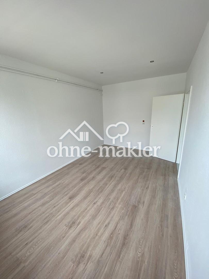 Lichtdurchflutete 3 Zimmer Wohnung im 4. OG in Wuppertal-Vohwinkel - Photo 4