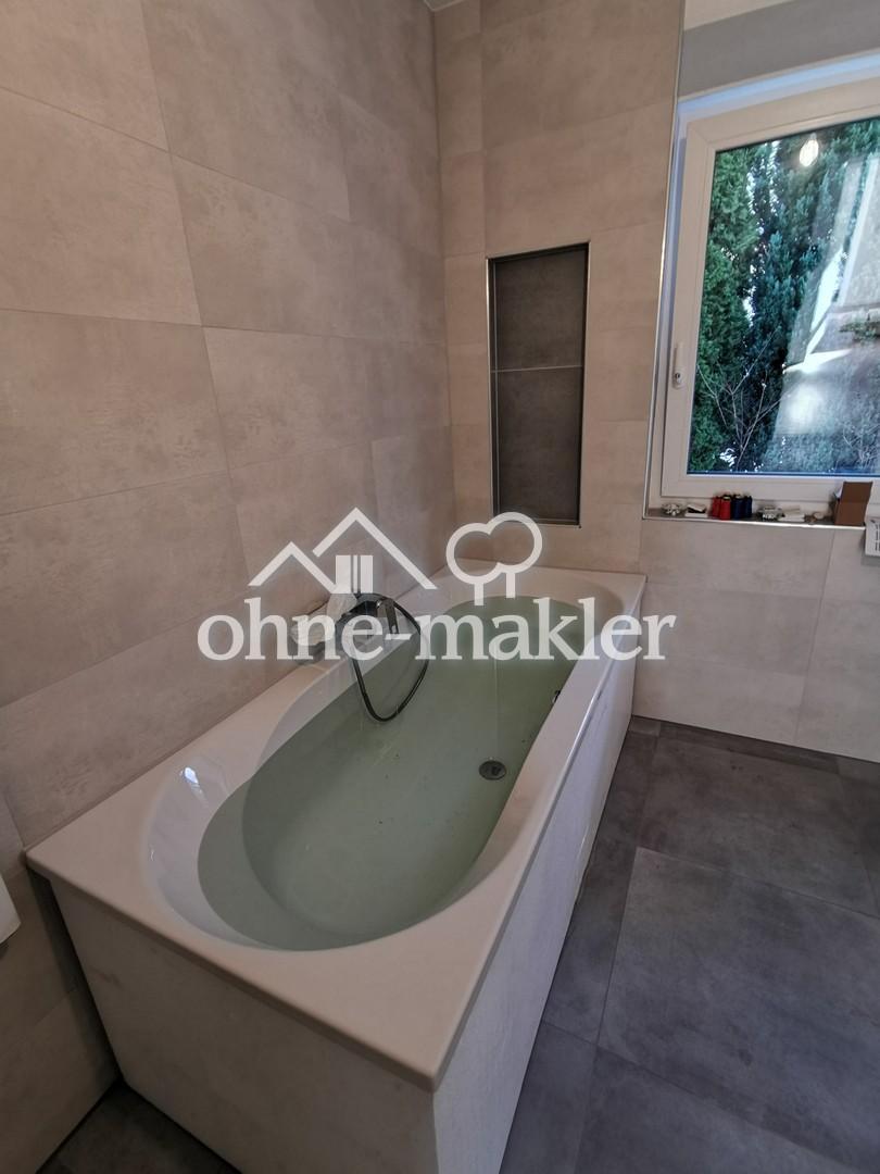 4,5 Zimmer-Wohnung mit ca. 350 m² eigenen Garten - Foto 4