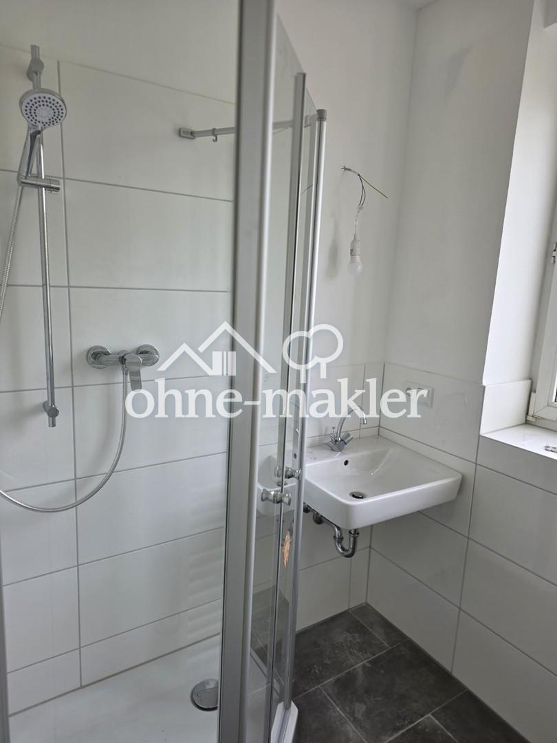 Komplett sanierte 2-Zimmer-Wohnung im 2. OG in zentraler Lage - Foto 1