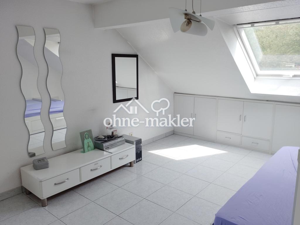 NEU: Attraktive, 2-Zimmer-DG-Wohnung in Herne-Mitte im 3-FH mit Fußbodenheizung - Photo 1
