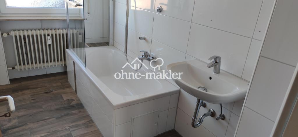 Schöne 2,5-Zimmer Wohnung im 3. OG mit Einbauküche, Balkon und Garage - Foto 5