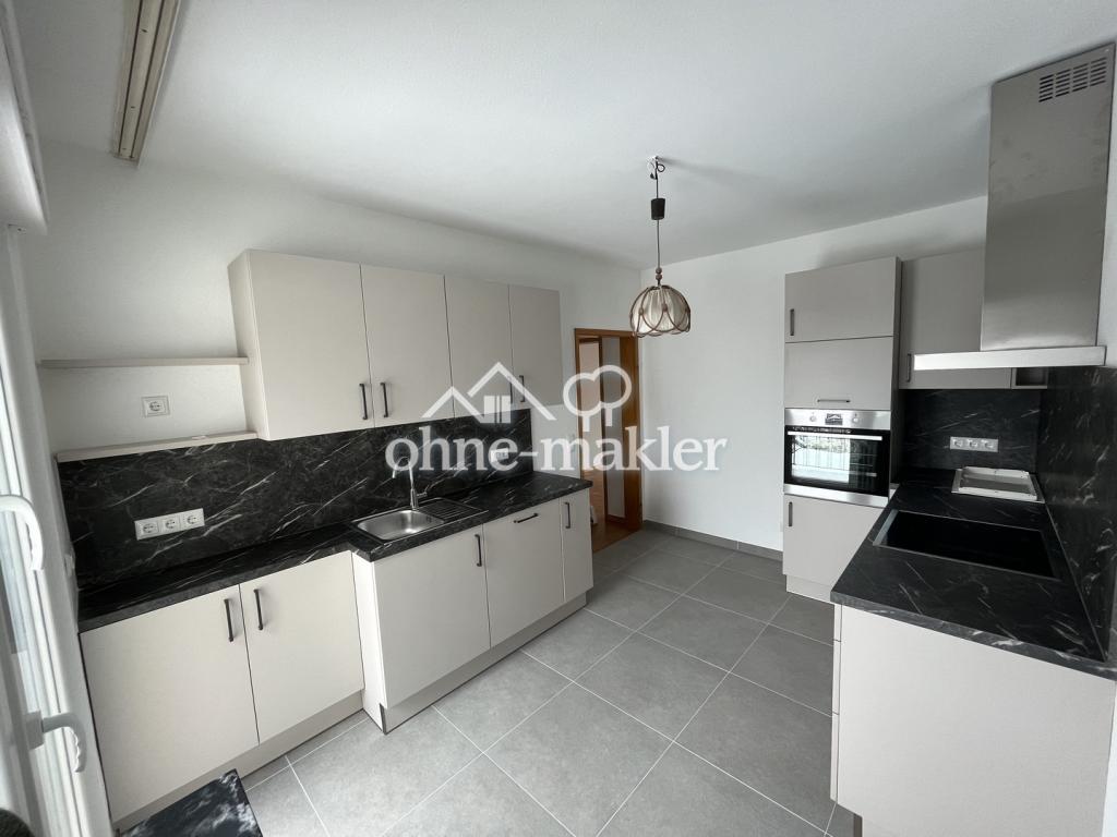 Helle, sanierte 3 Zi-Wohnung, zentral, ruhig, neue EBK - Photo 2