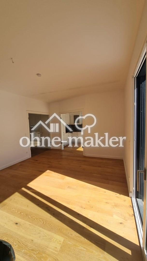 Luxuriöse 4 Raumwohnung mit traumhaften Garten in einer Villa - Foto 1