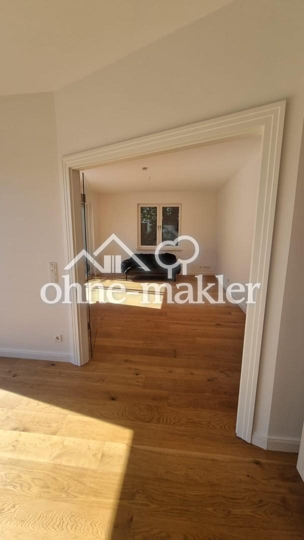 Luxuriöse 4 Raumwohnung mit traumhaften Garten in einer Villa - Foto 3